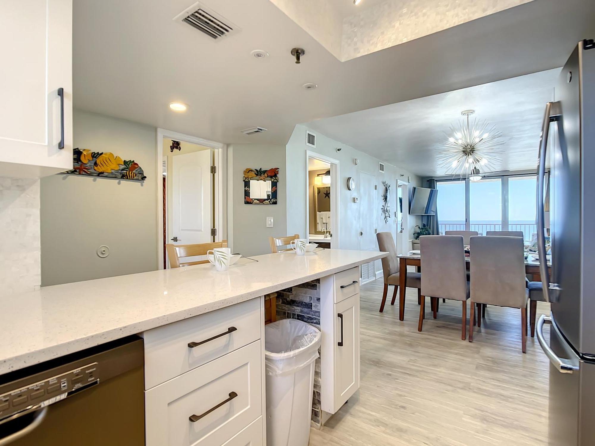 Oceanfront Balcony, Pool, Bbq, Steps To Flagler Ave Villa New Smyrna Beach Bagian luar foto