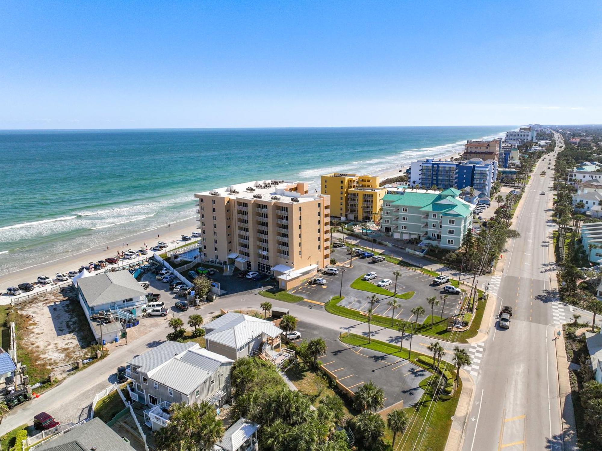 Oceanfront Balcony, Pool, Bbq, Steps To Flagler Ave Villa New Smyrna Beach Bagian luar foto