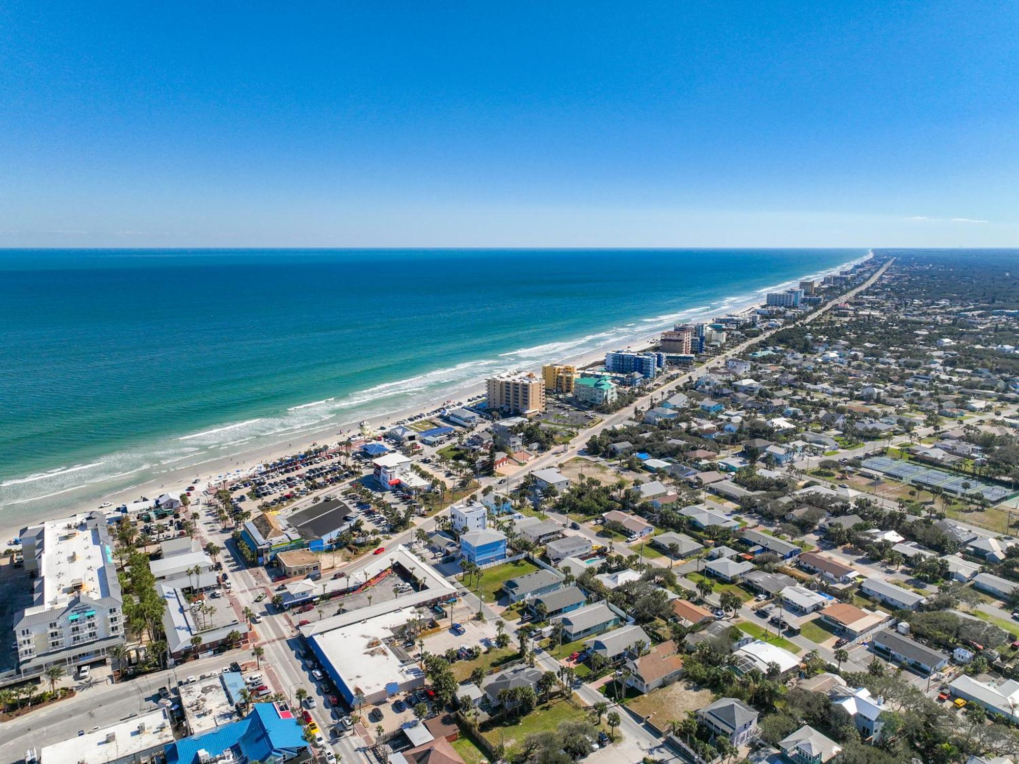 Oceanfront Balcony, Pool, Bbq, Steps To Flagler Ave Villa New Smyrna Beach Bagian luar foto