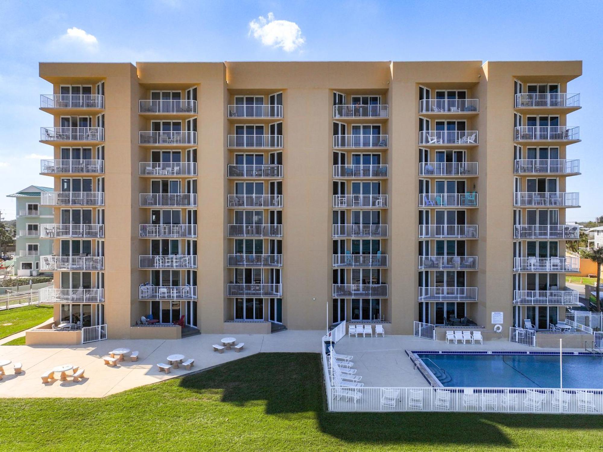 Oceanfront Balcony, Pool, Bbq, Steps To Flagler Ave Villa New Smyrna Beach Bagian luar foto