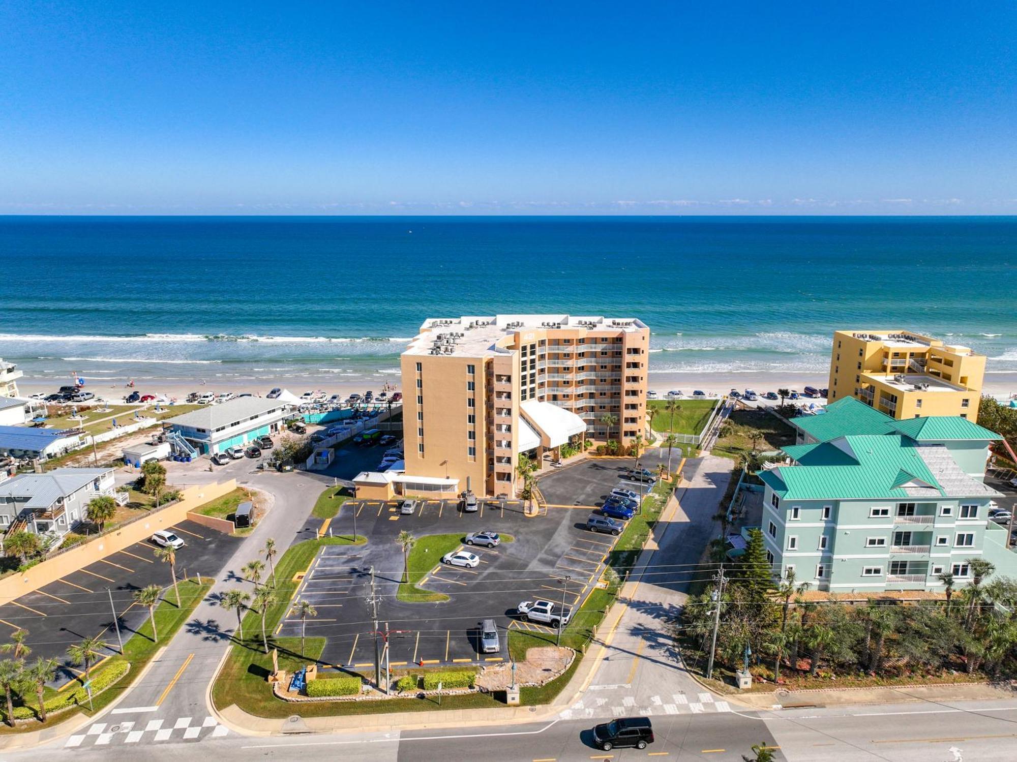 Oceanfront Balcony, Pool, Bbq, Steps To Flagler Ave Villa New Smyrna Beach Bagian luar foto